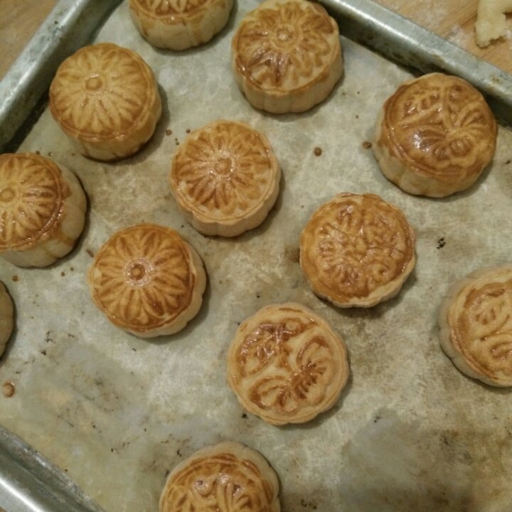 金沙奶黄月饼
