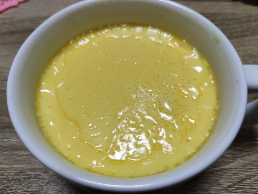 Crèmebrulée。法式烤布雷。焦糖布丁。