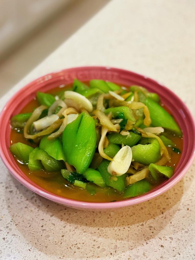 榨菜炒丝瓜的做法