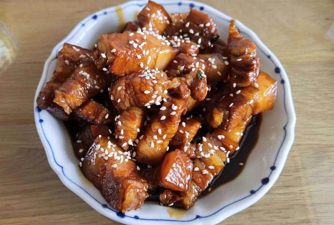 不焯水不放油的家常红烧肉