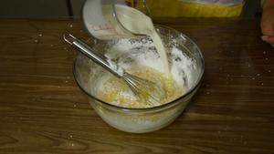 《糯米团子的厨房日记》奶黄流心月饼的做法 步骤12
