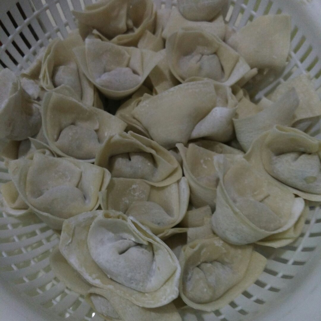 元宝馄饨的包法
