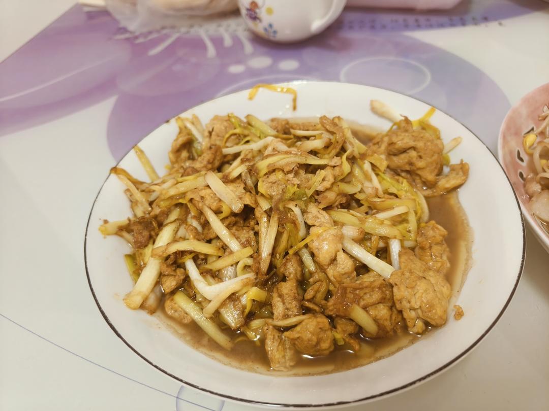 蒜黄炒鸡蛋