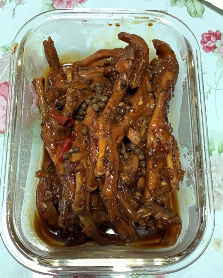 巫婆乖乖做的自制周黑鸭