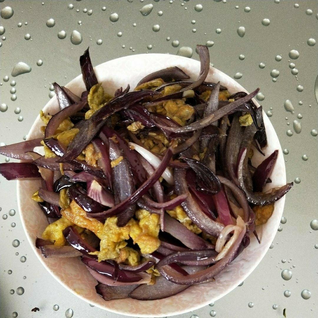 洋葱炒鸡蛋