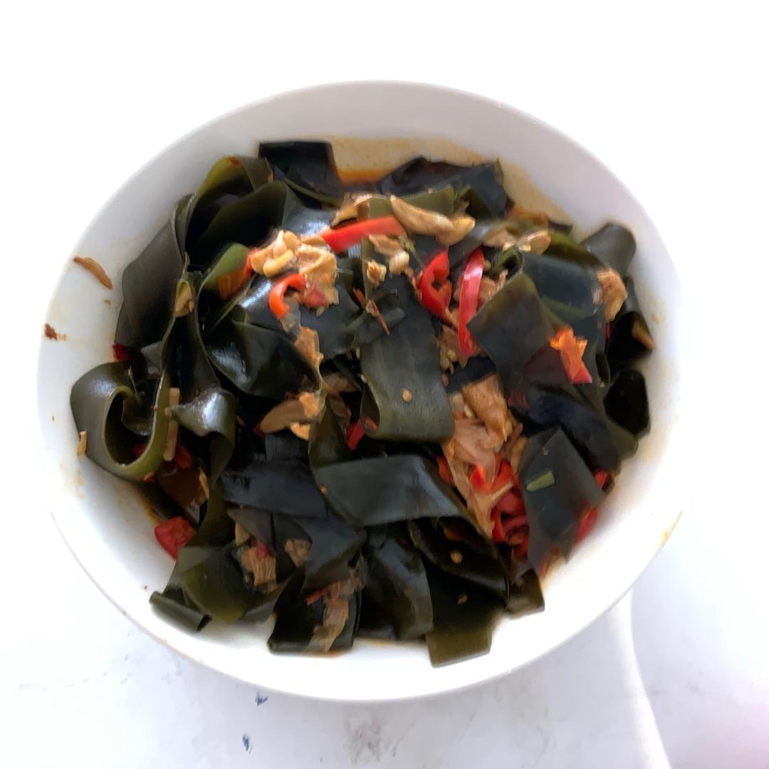 海带炖豆皮