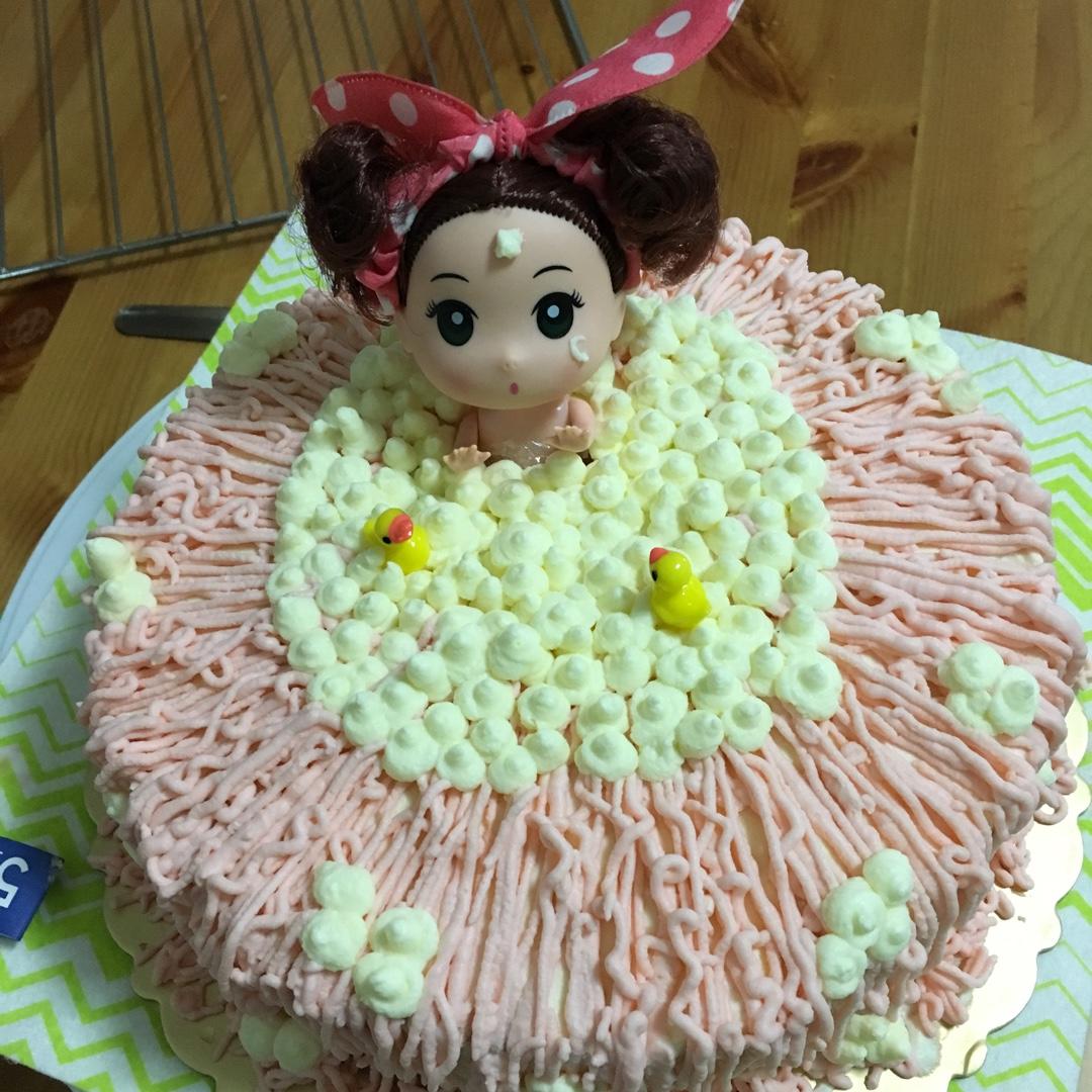 详细步骤制作泡泡浴娃娃蛋糕