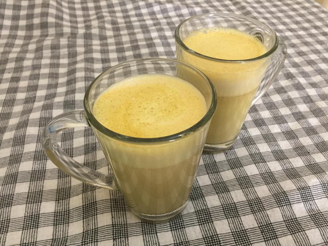 香料奇异黄金豆浆