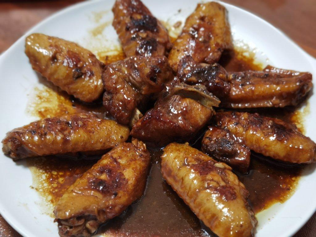 不要再可乐鸡翅了，求求你试试蒜香鸡翅吧，香味捅破天花板！