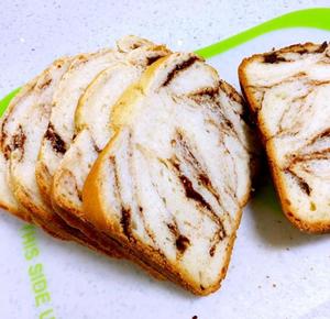 面包机版 红豆沙面包的做法 步骤8