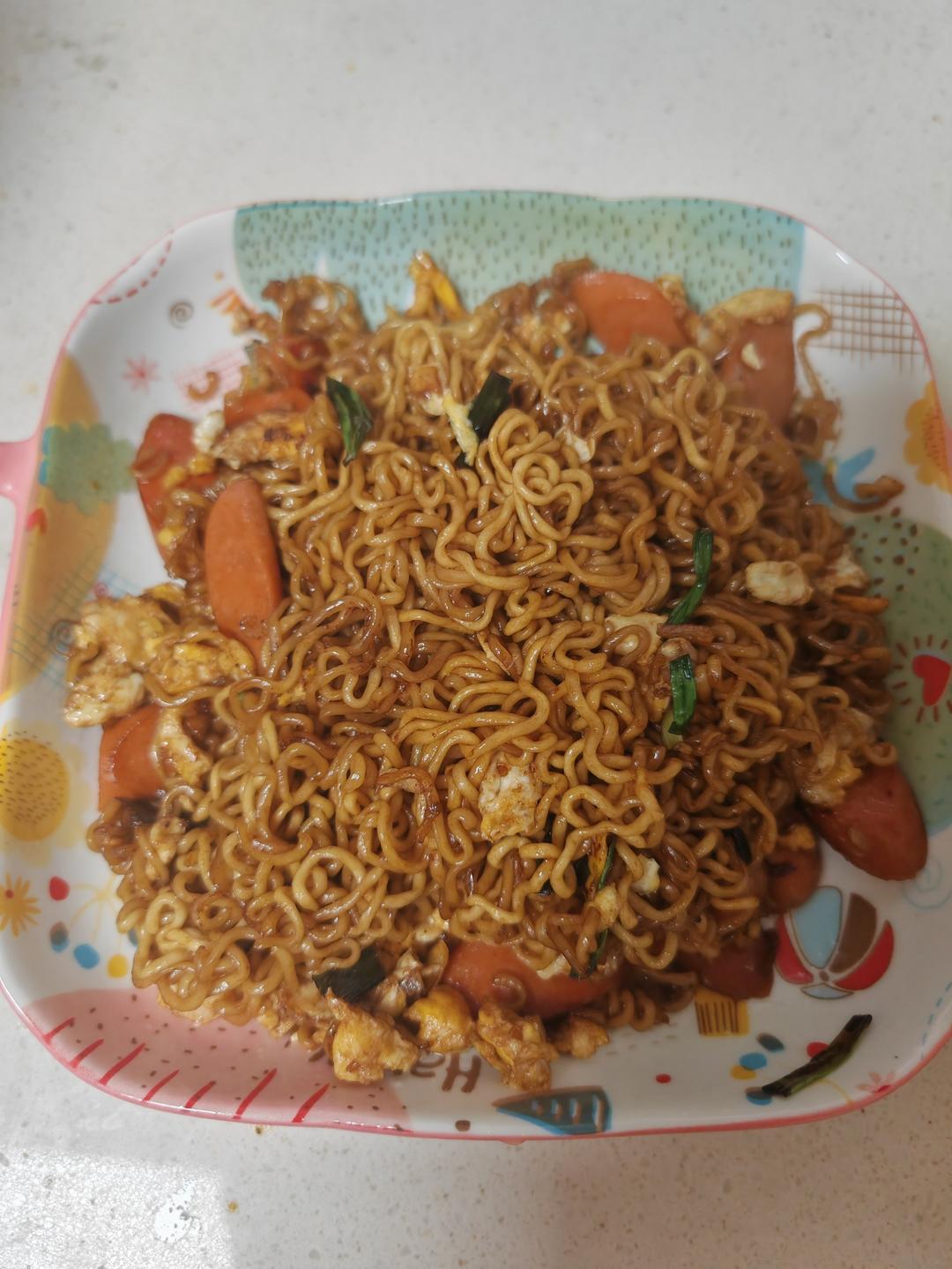 秒杀路边摊的炒方便面