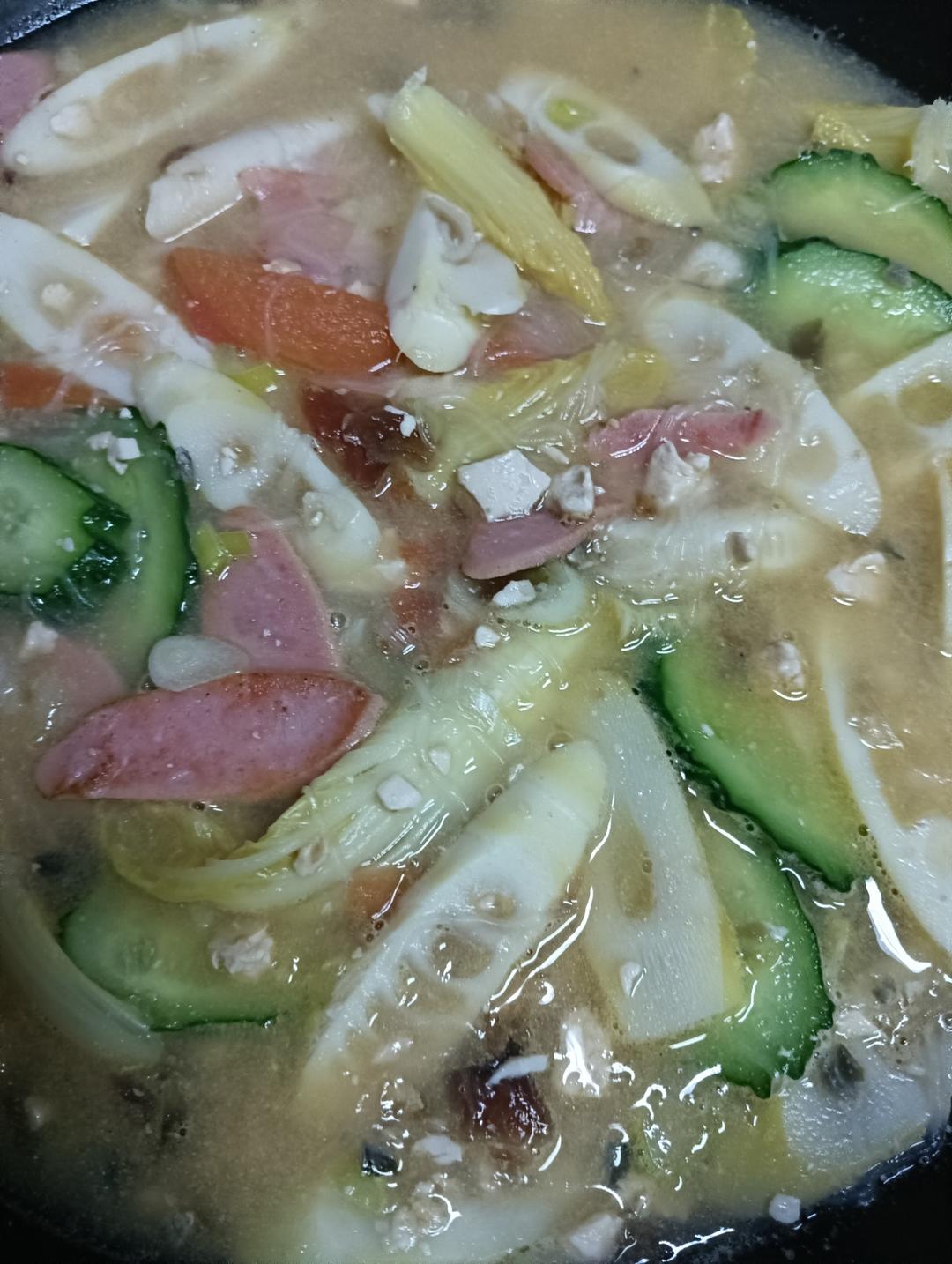 双蛋上汤时蔬/咸蛋皮蛋上汤时蔬