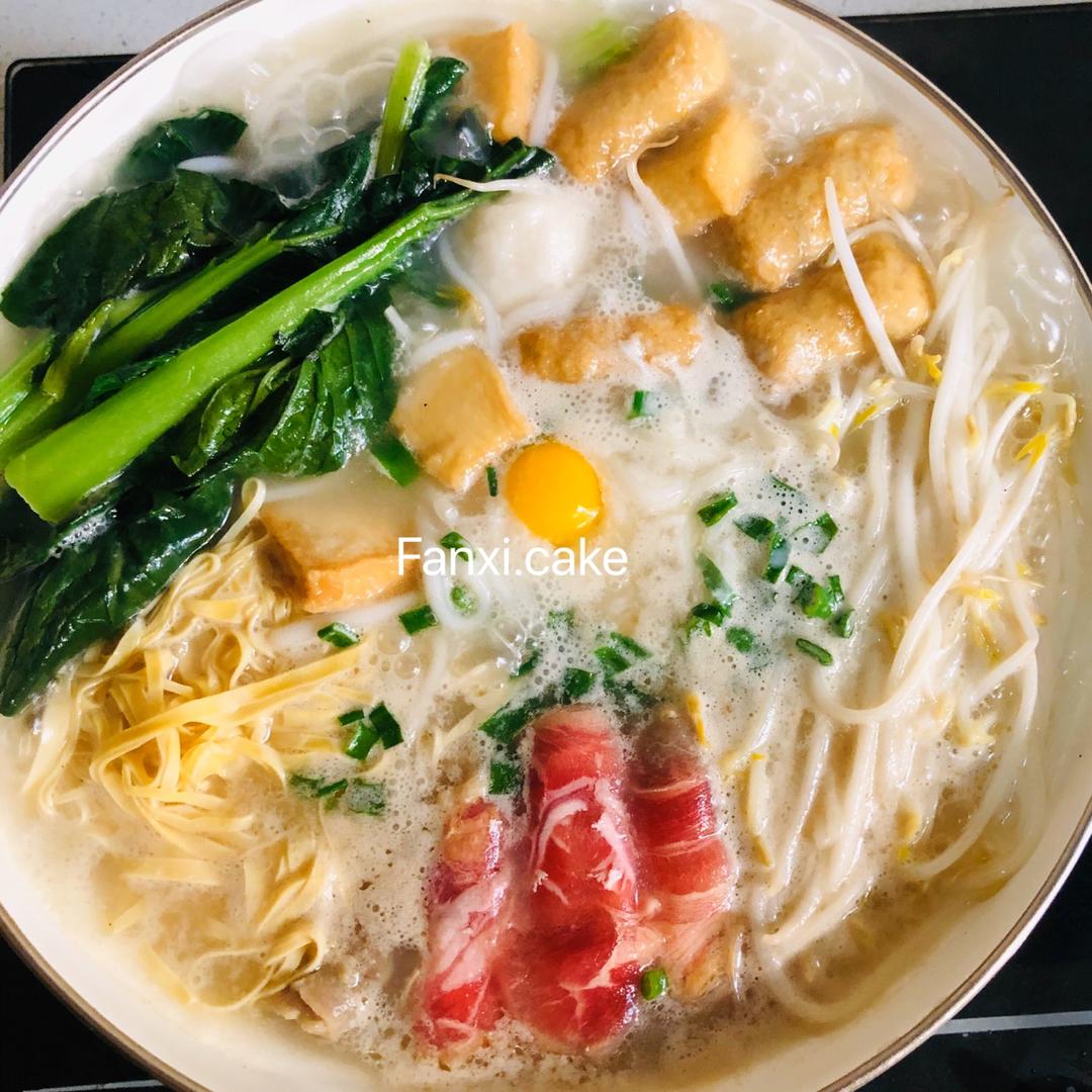 一人食过桥米线