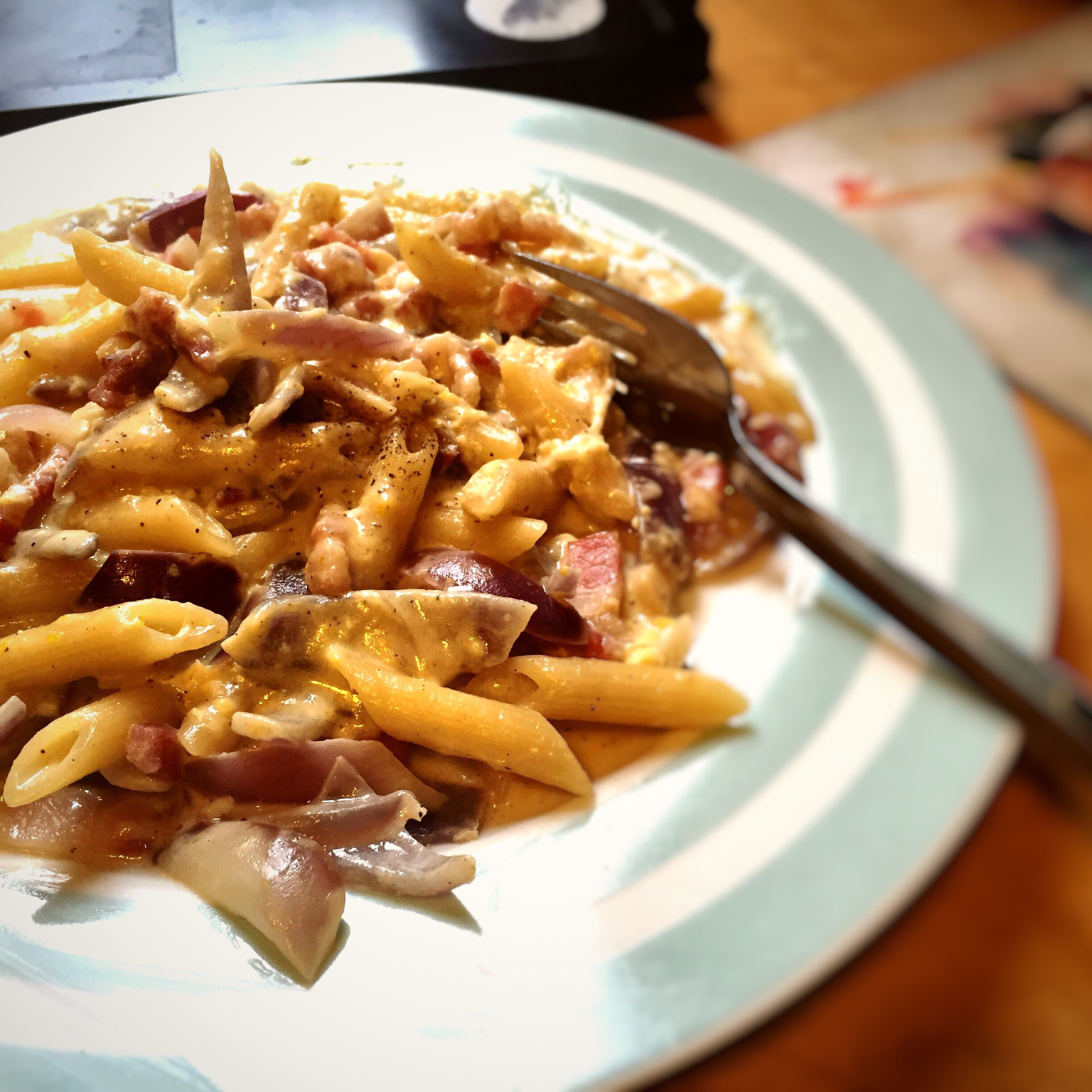 超简单的奶汁培根意面Carbonara