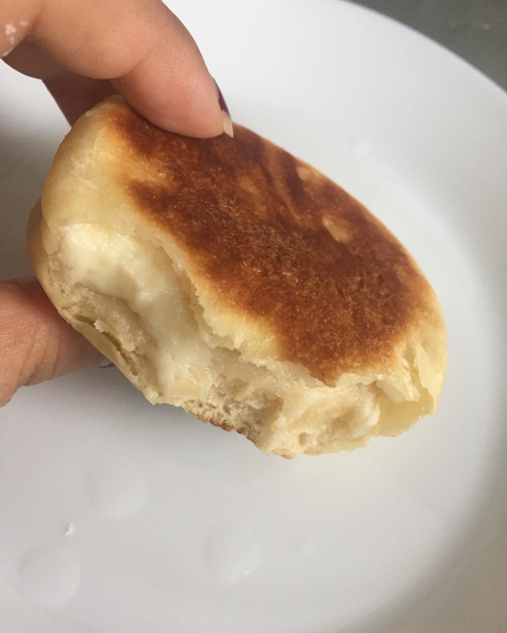 【曼达小馆】下午茶系列：平底锅爆浆乳酪面包！