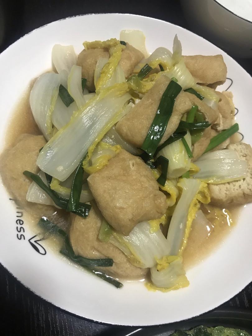 油豆腐焖娃娃菜