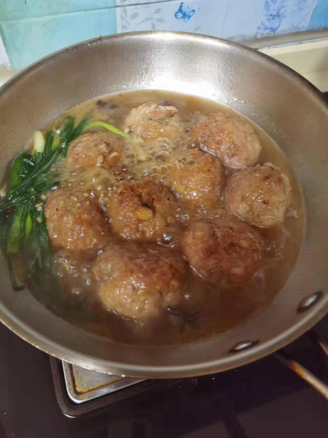四喜丸子（红烧狮子头）