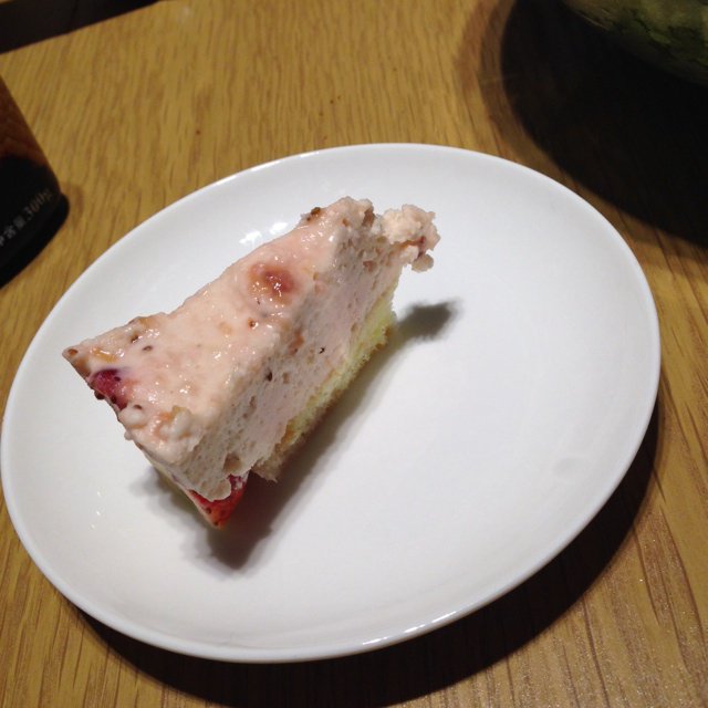 草莓乳酪慕斯