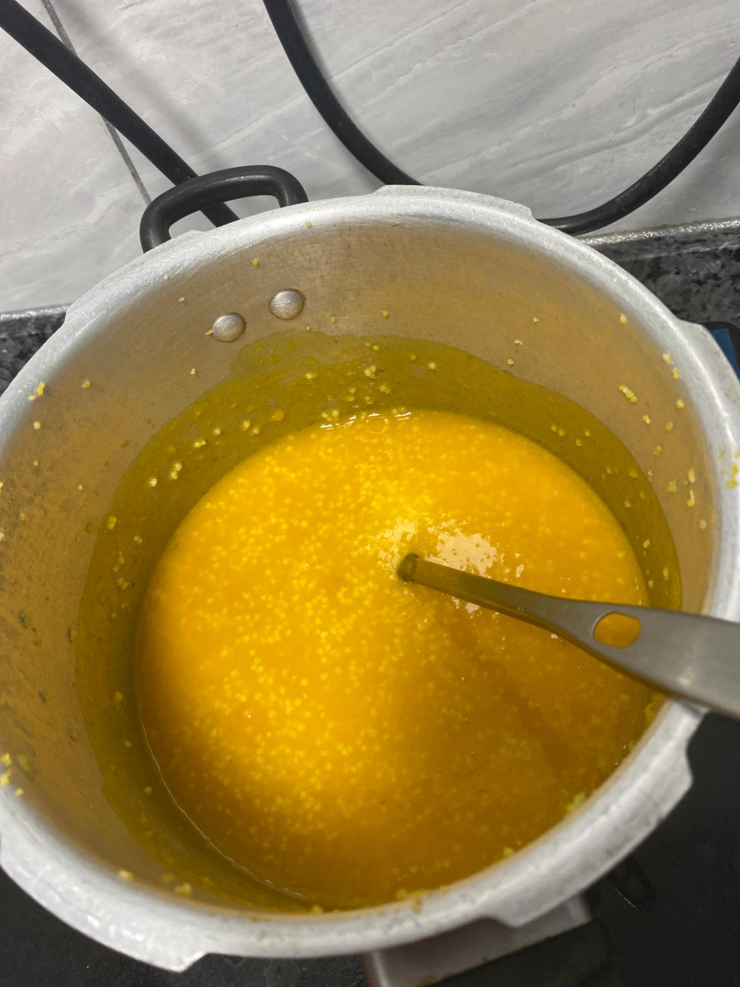 南瓜小米粥(人见人爱版)