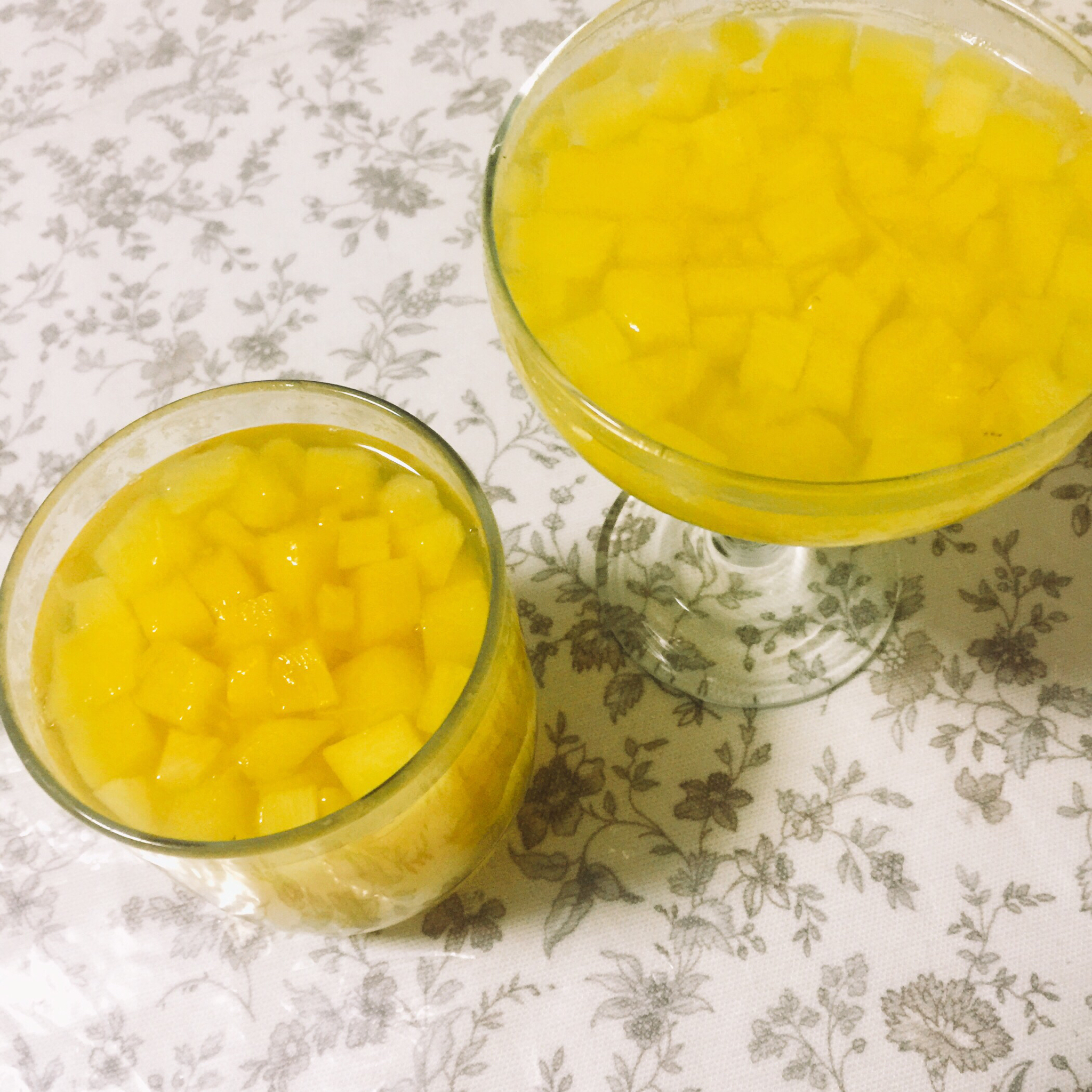 菠萝果冻