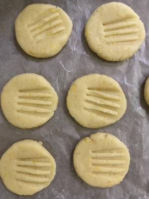 柠檬🍋小饼干（娃最爱吃的饼干，步骤超详细含几种简单整形方法）的做法 步骤10