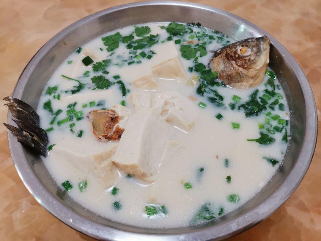 豆腐鲫鱼汤