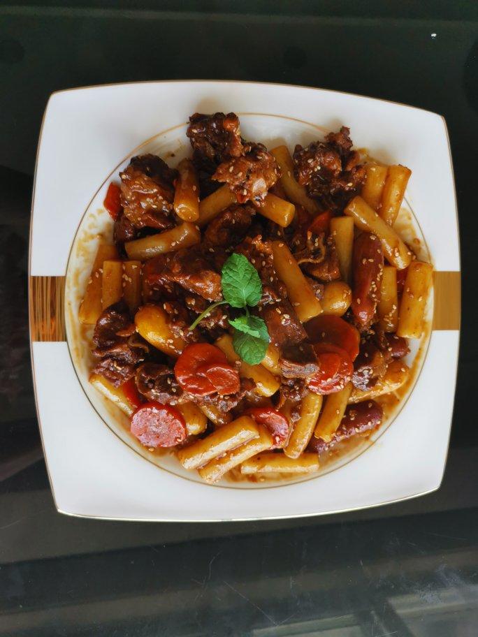 可乐排骨炖土豆年糕