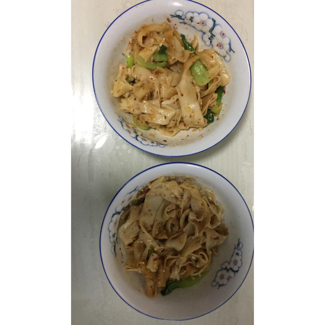油泼面