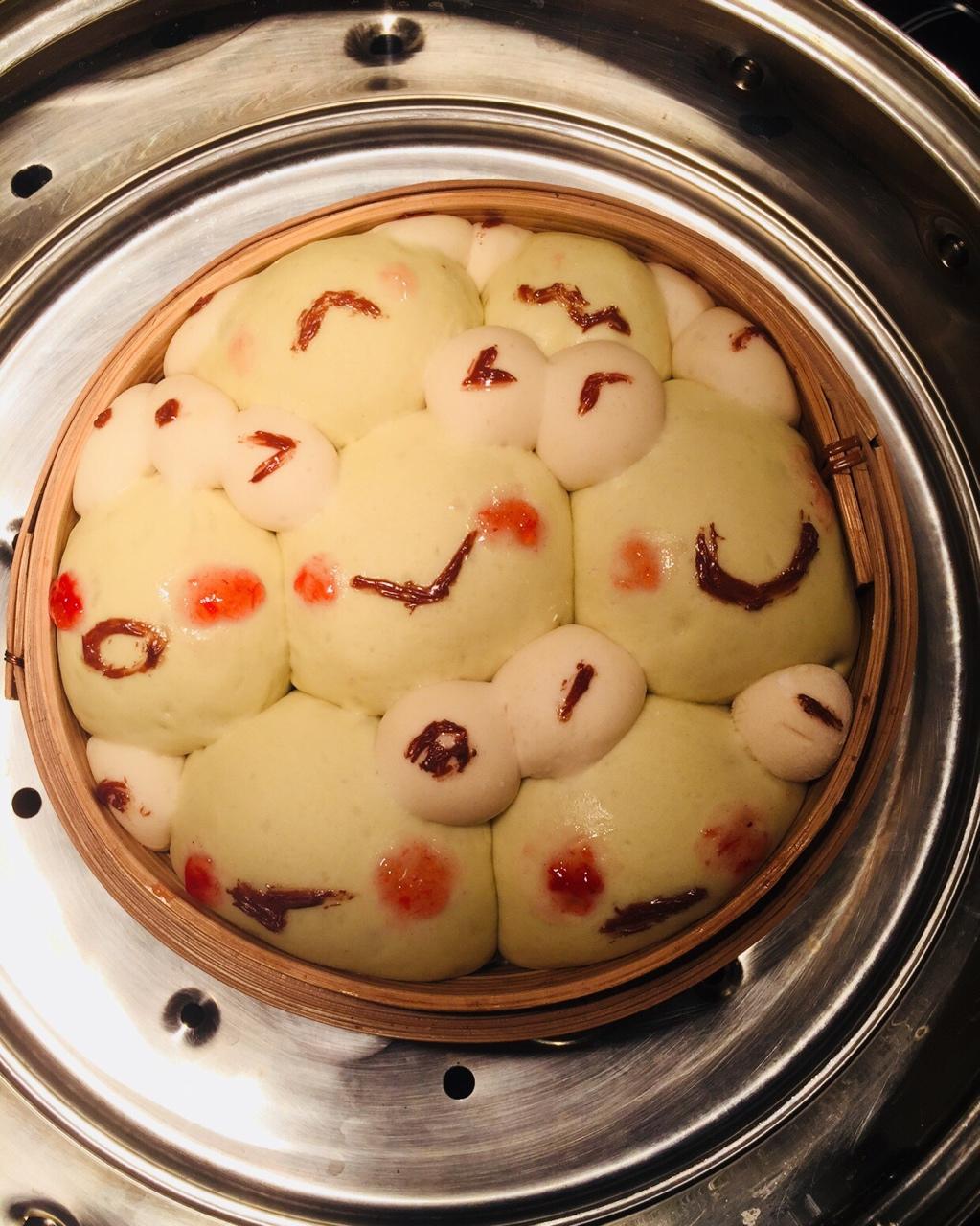 青蛙挤挤小面包