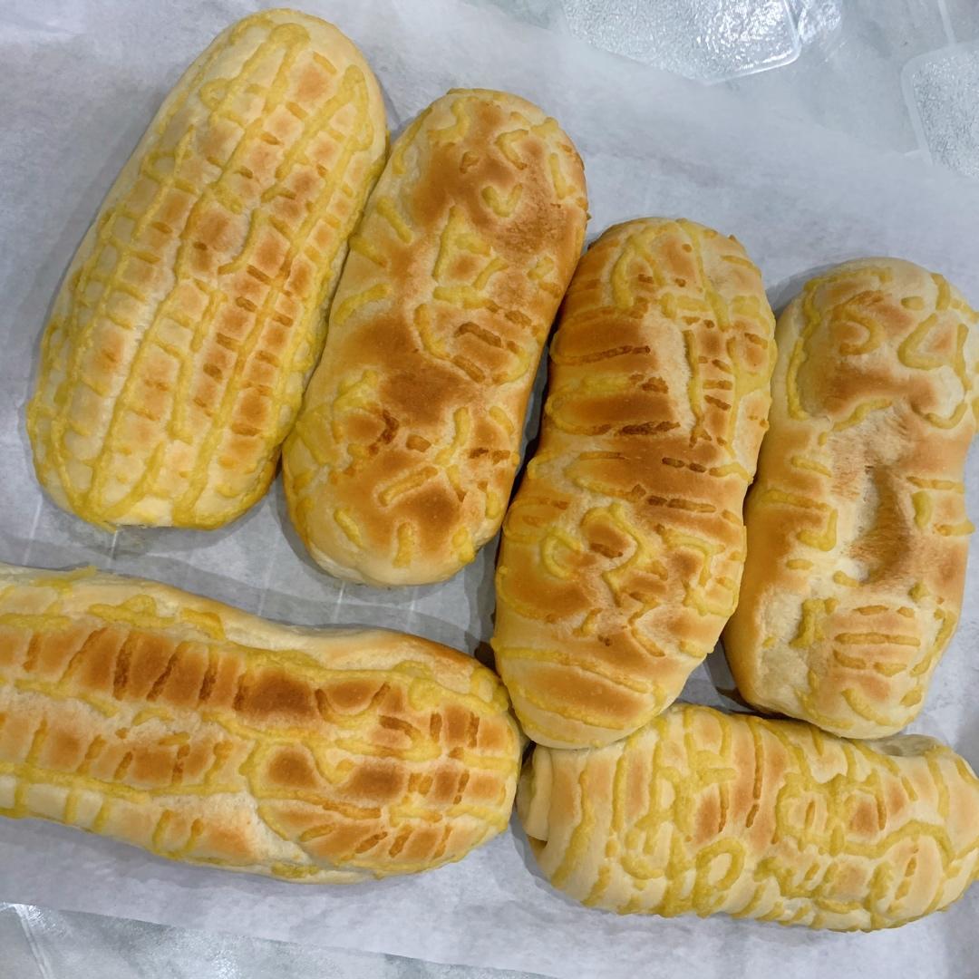 毛毛虫面包