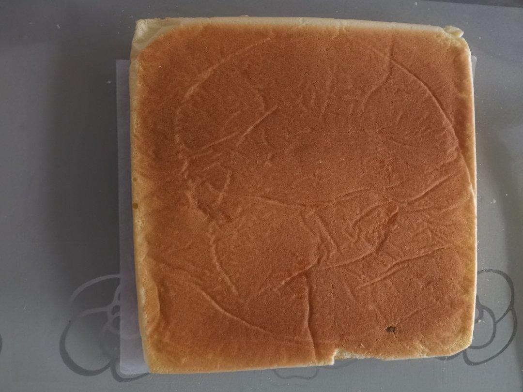 烤箱做蛋糕（戚风蛋糕的做法）