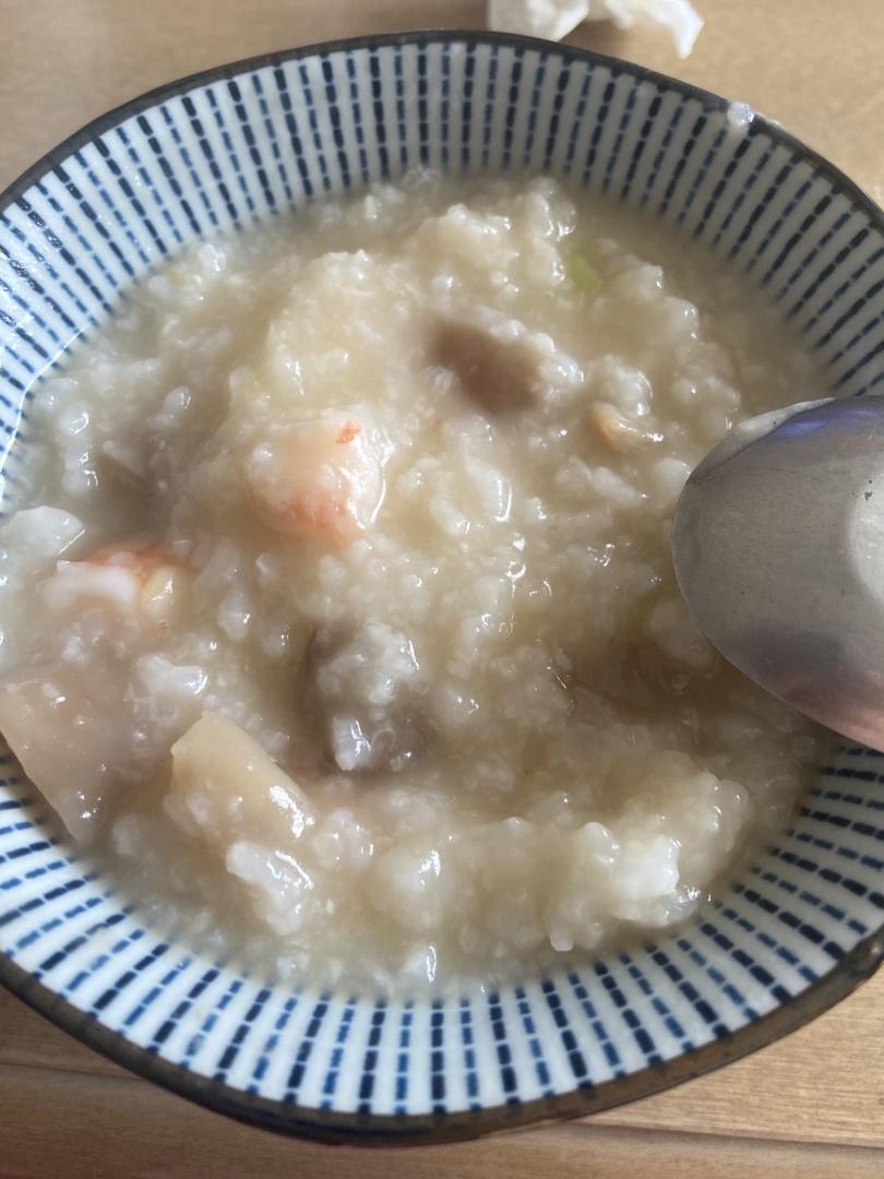 营养象拔蚌大虾粥