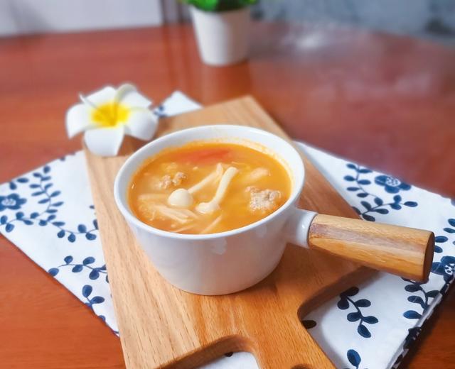 番茄🍅金针菇丸子汤的做法