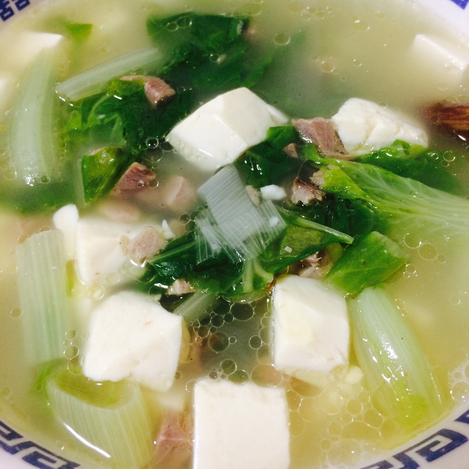 家常菜 白菜豆腐汤 小叶子和小兔子做的白菜豆腐汤