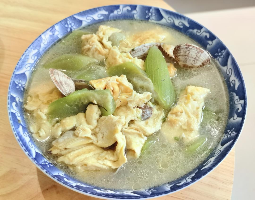 丝瓜蛤蜊鸡蛋汤