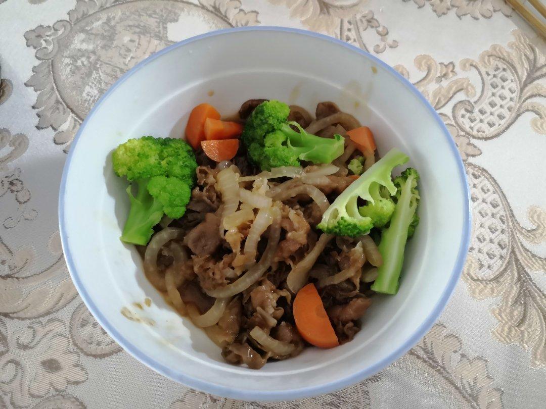 肥牛饭