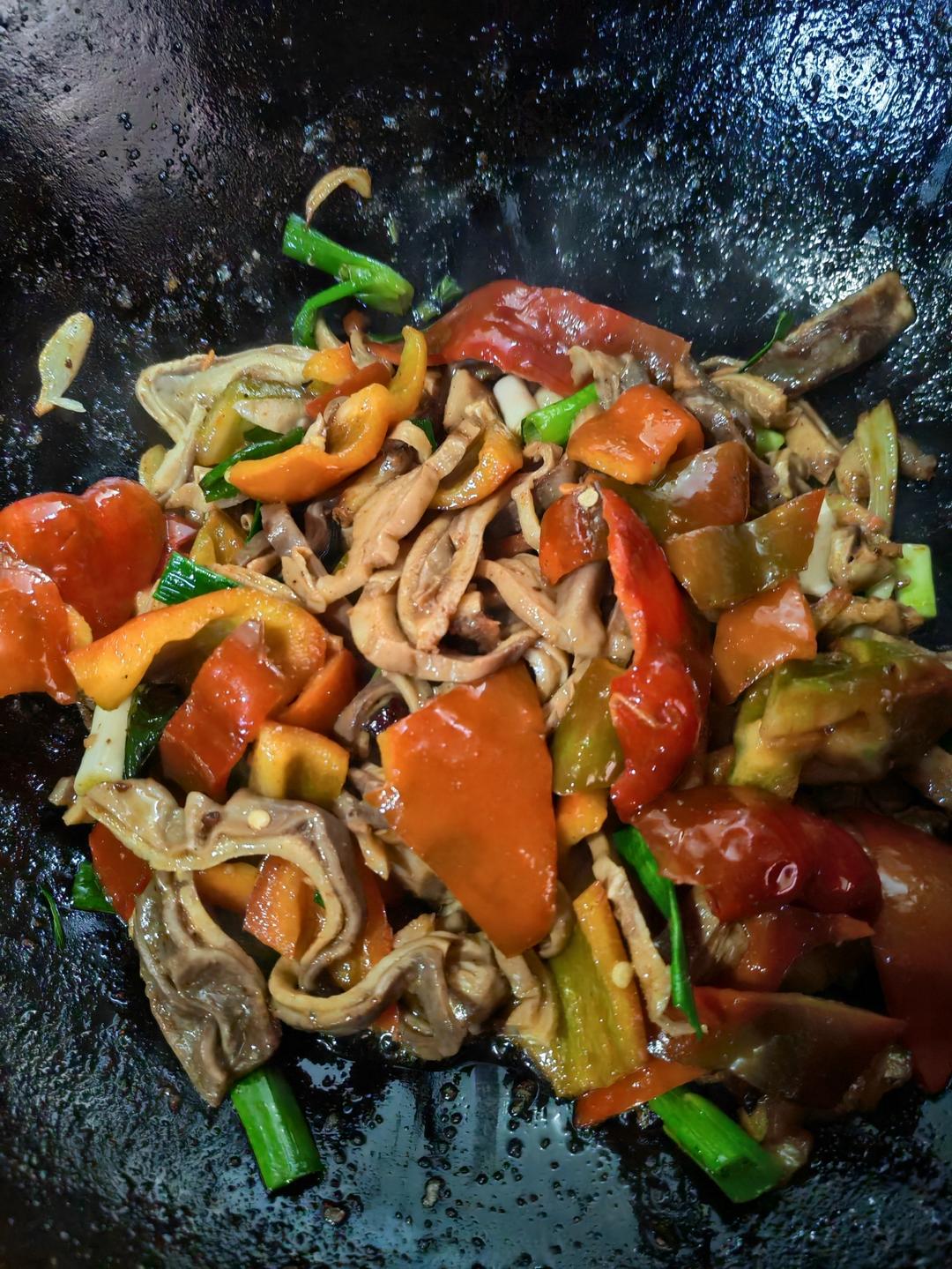 一菜二吃“米饭杀手”爆炒香辣猪肚&暖胃胡椒猪肚汤