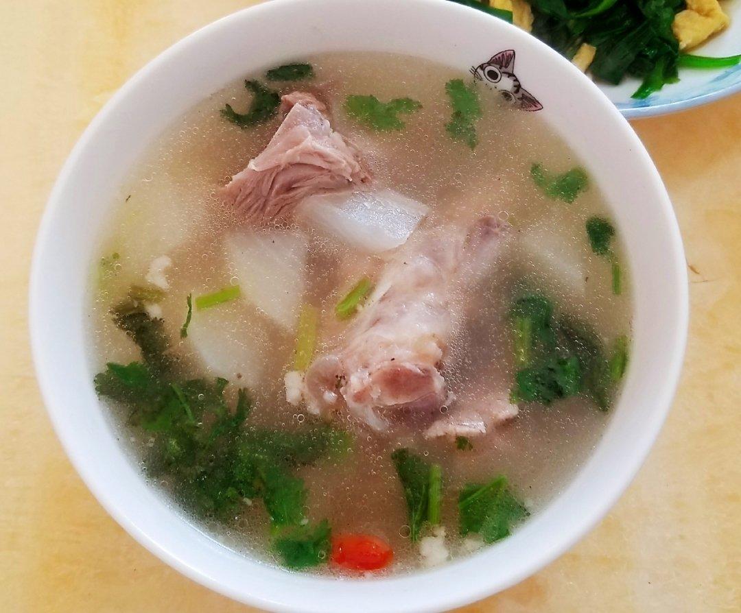 羊肉炖白萝卜