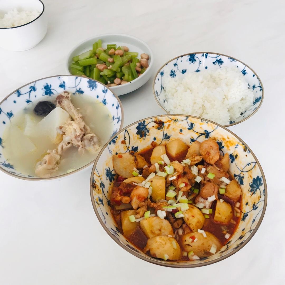 芋头蒸鸡（一夫食堂）