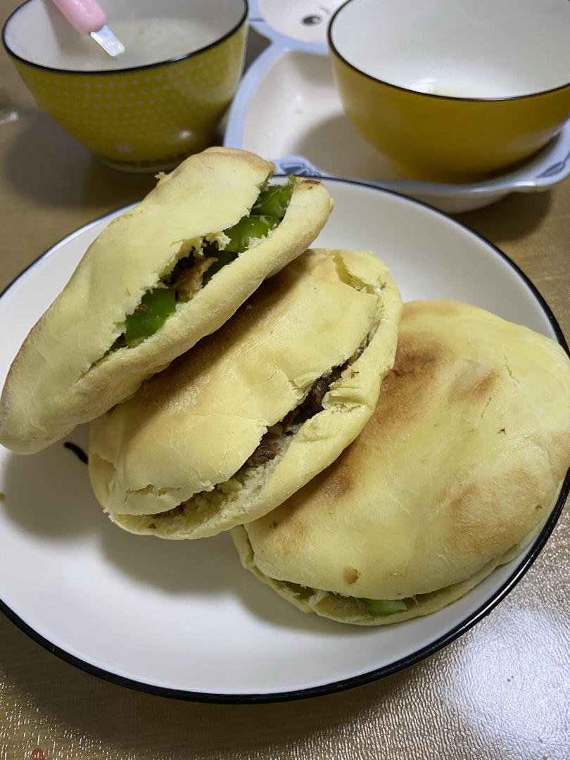 肉夹馍(白吉馍的制作)