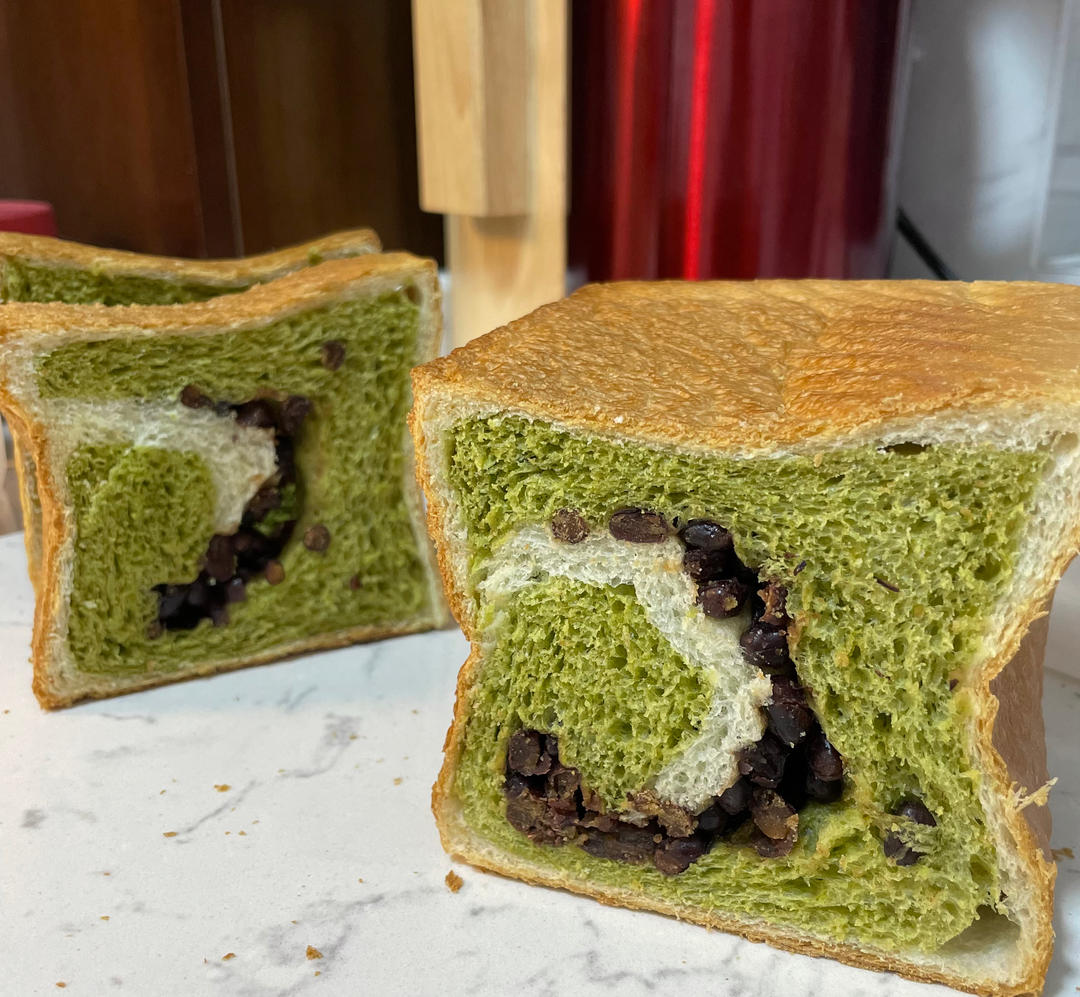 抹茶双色吐司