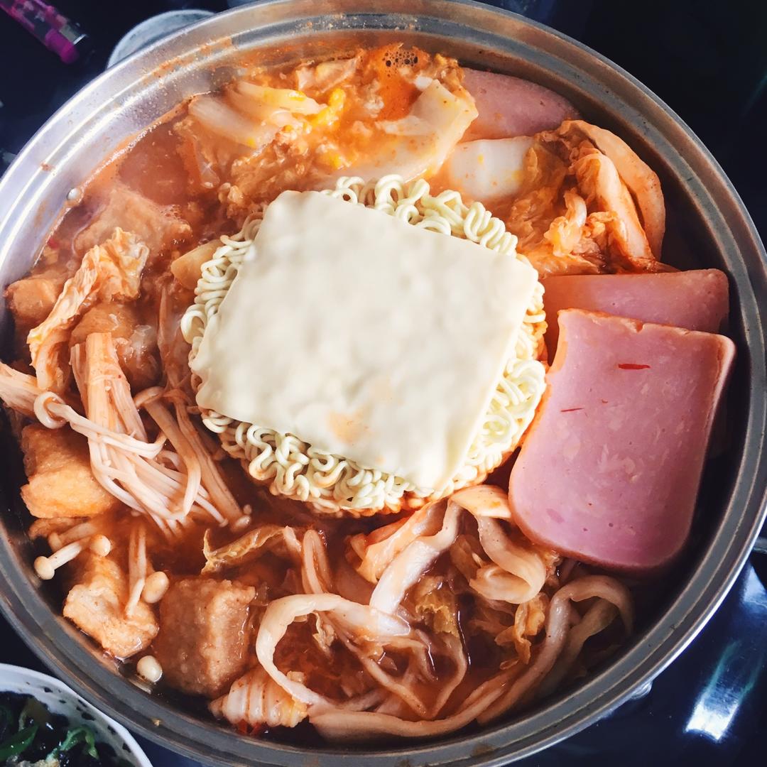 琴莞做的部队锅