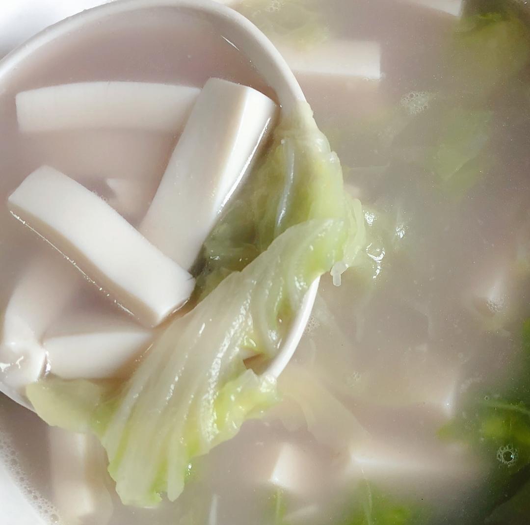 白菜香芋豆腐汤