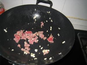 牛肉蔬菜粒炒饭的做法 步骤2