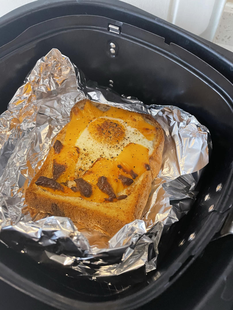 鸡蛋芝士烤吐司