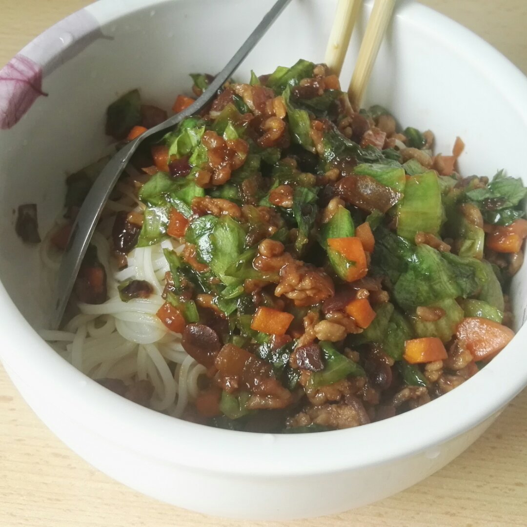 韩式炸酱面