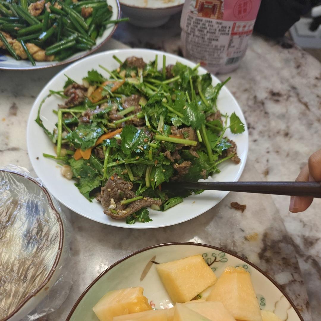 丈母娘吃了都夸的凉拌香菜牛肉