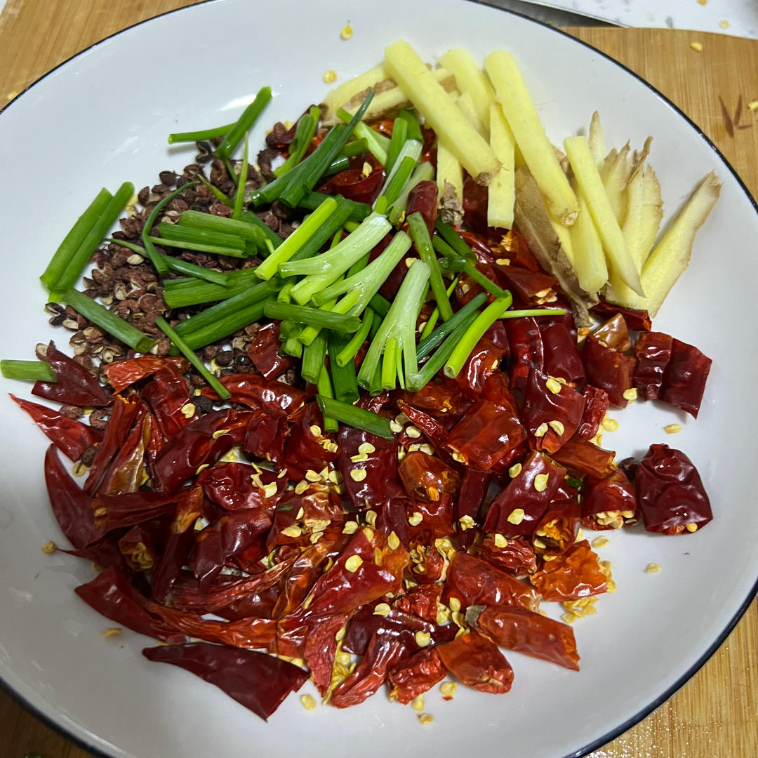 辣子鸡（丁）