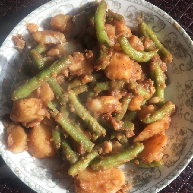 土豆炖豆角