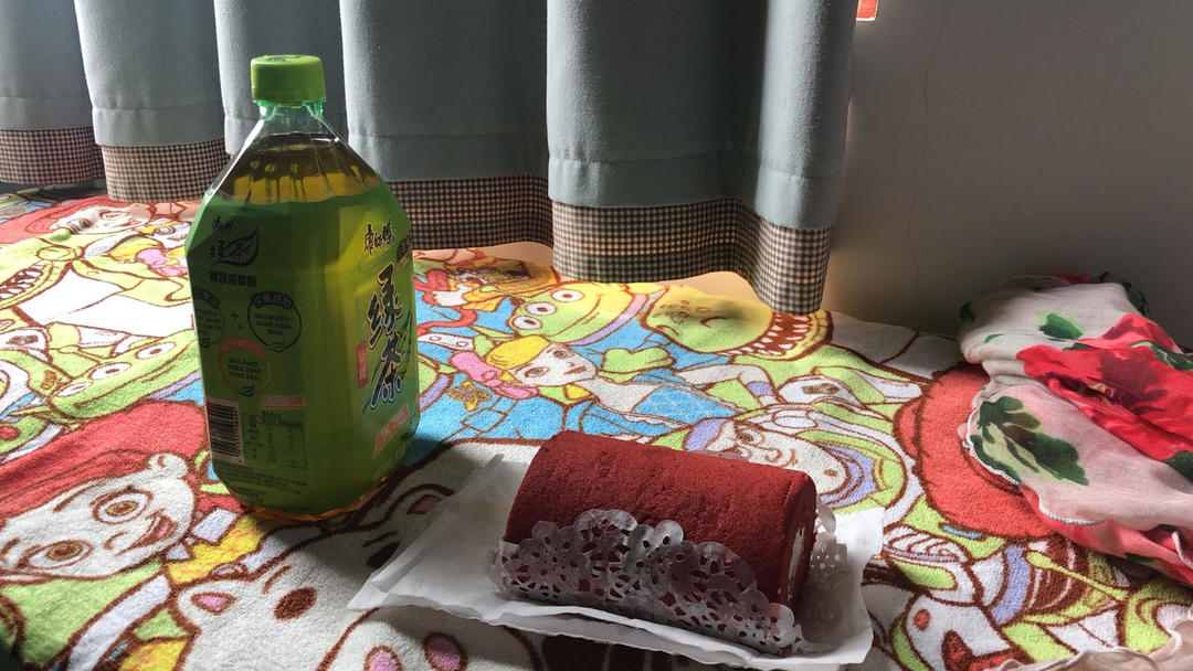 红丝绒乳酪蛋糕卷